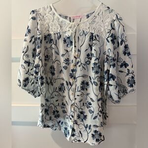 New Ana & Rose Blue and White Floral Lace Embroidered Trim Blouse Balloon Sleeve